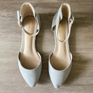 Dream Pairs / Light Grey Suede D’Orsay Flat w/ Ankle Strap